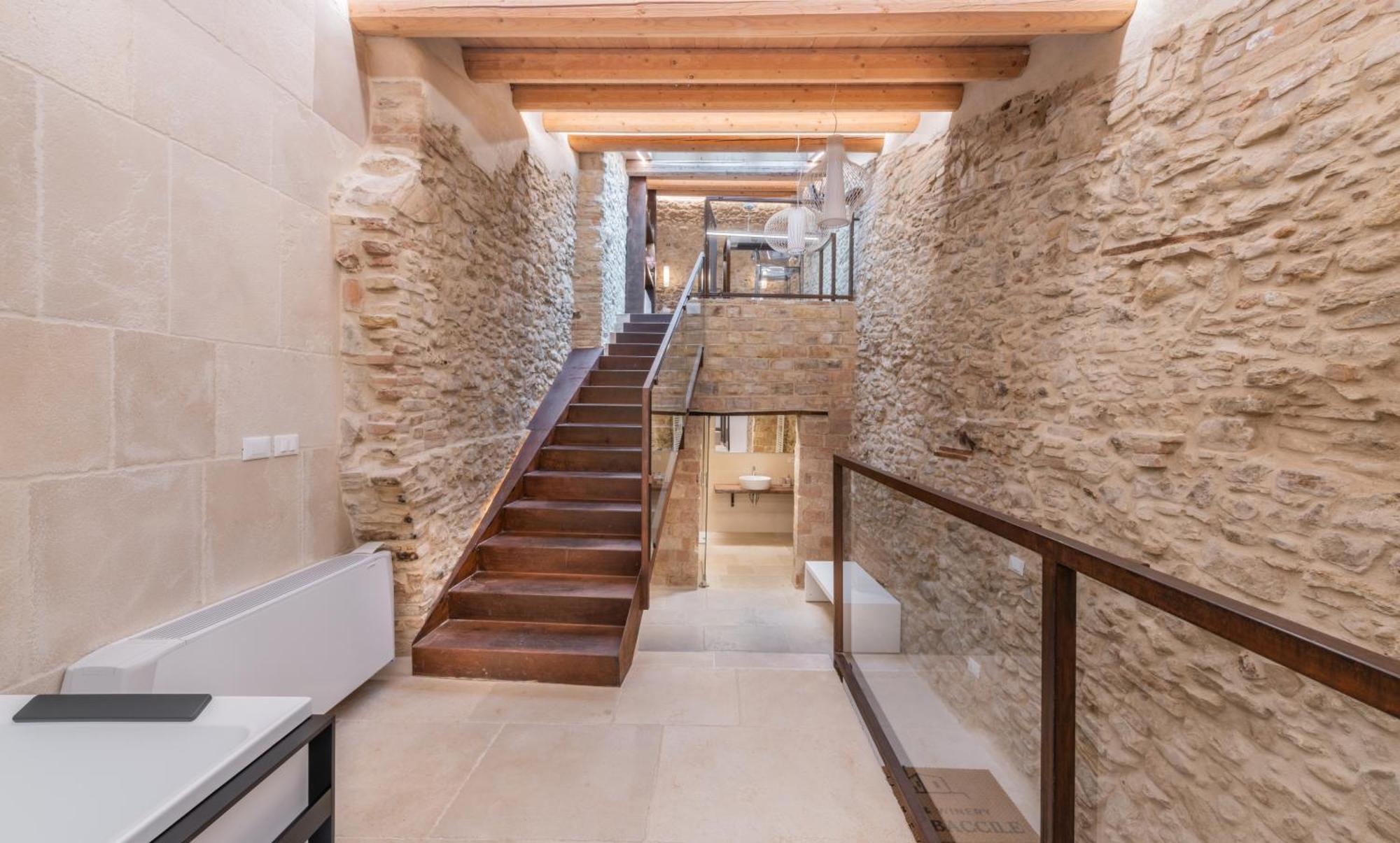 Borgo Baccile By Vini Fantini Crecchio
